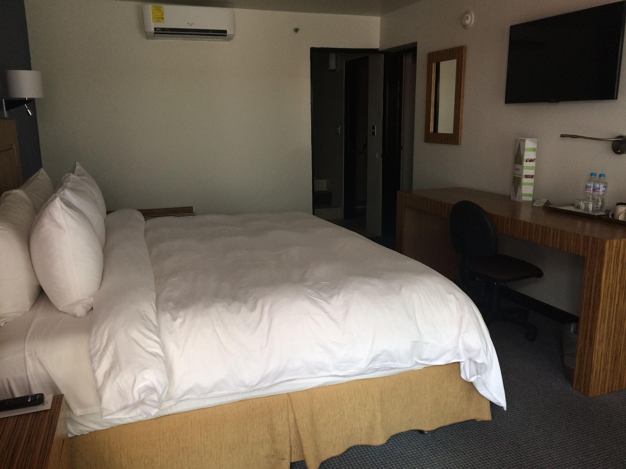 Radisson Hotel & Convention Center Toluca Zewnętrze zdjęcie