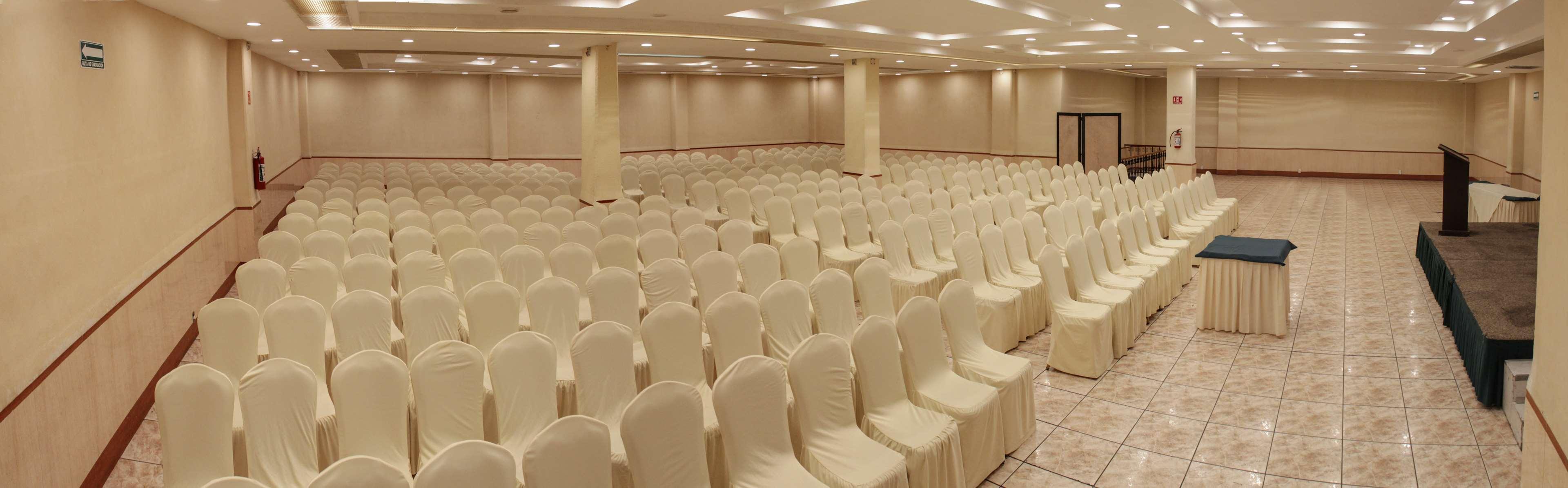 Radisson Hotel & Convention Center Toluca Zewnętrze zdjęcie