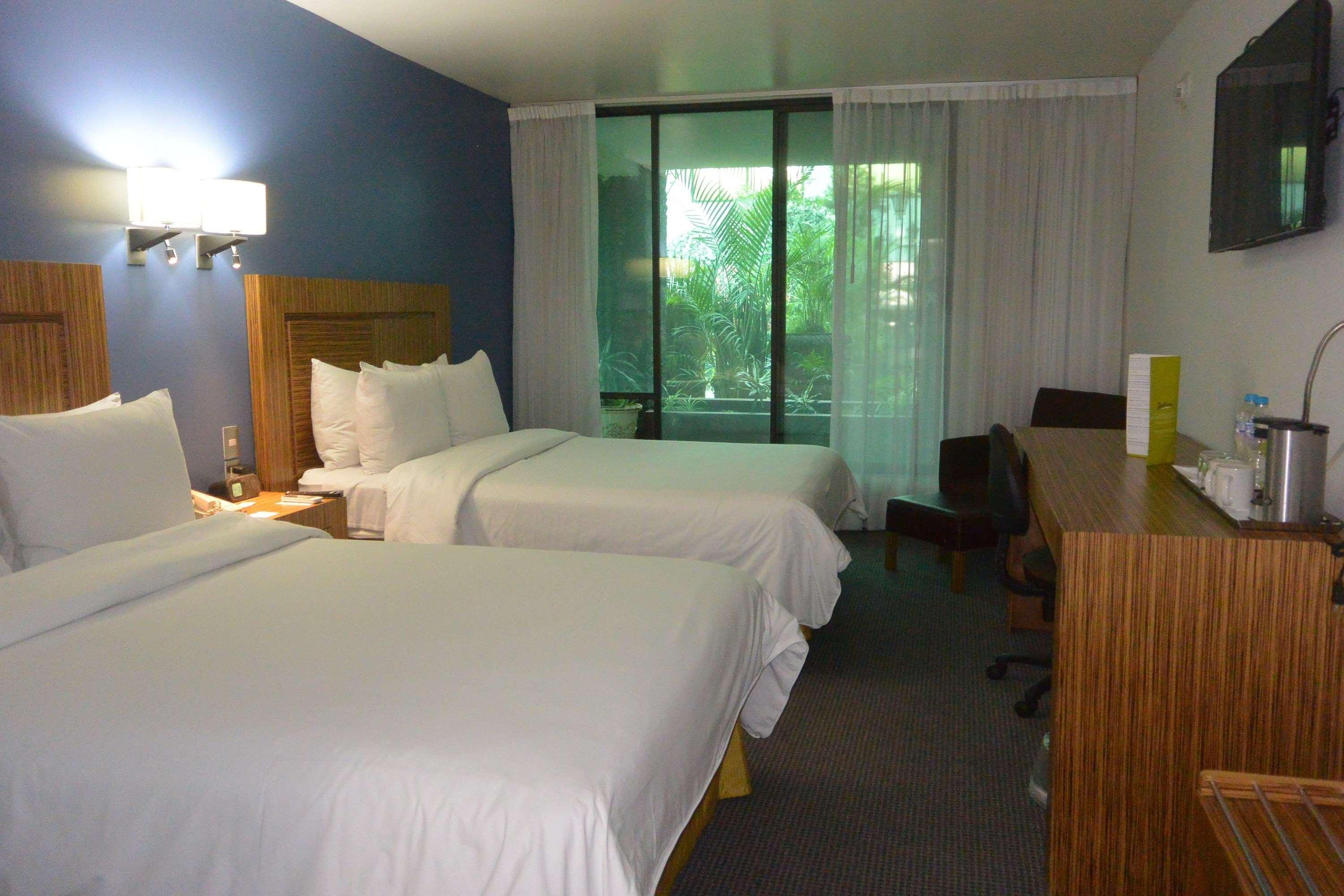 Radisson Hotel & Convention Center Toluca Zewnętrze zdjęcie