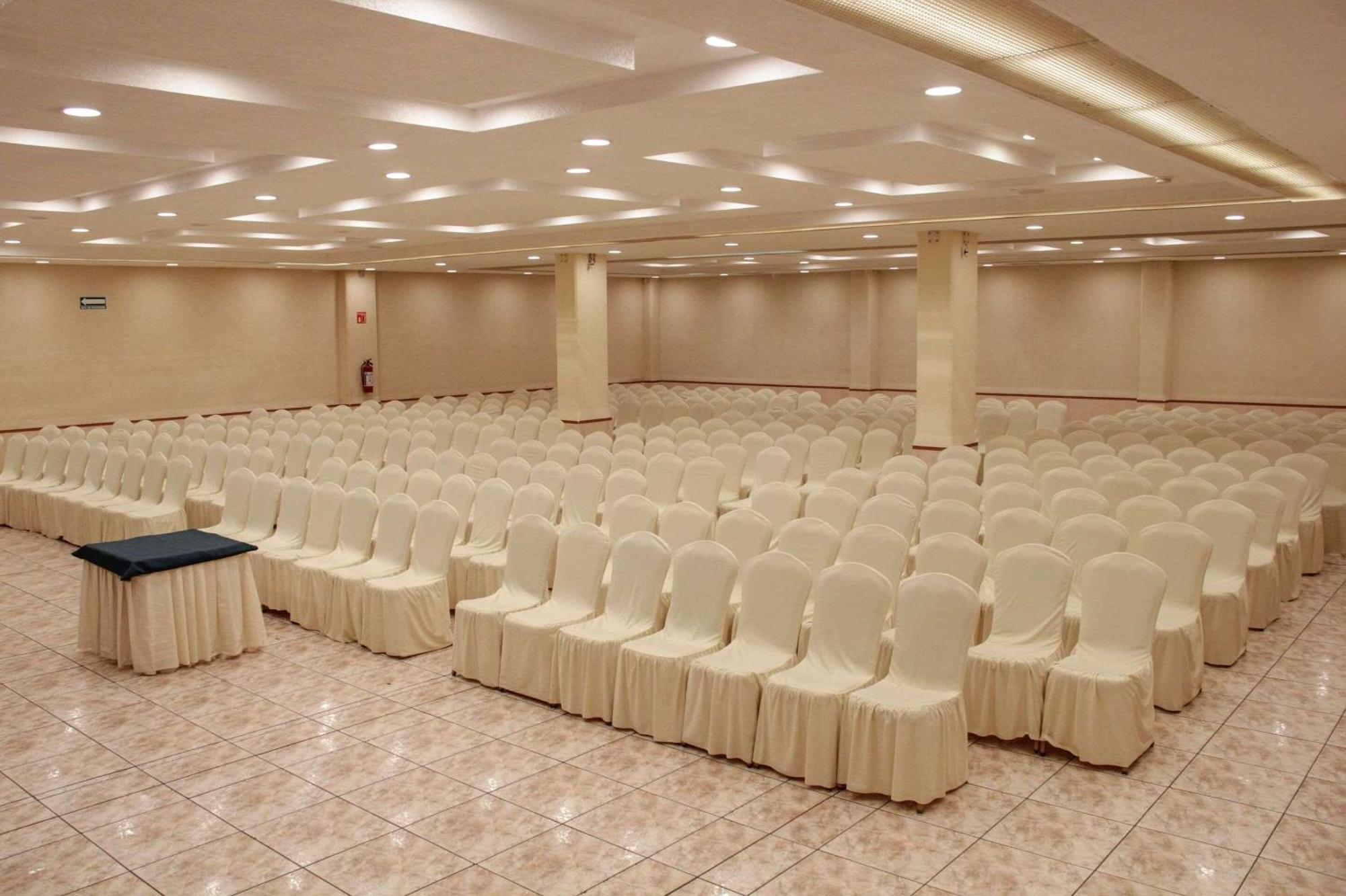 Radisson Hotel & Convention Center Toluca Zewnętrze zdjęcie