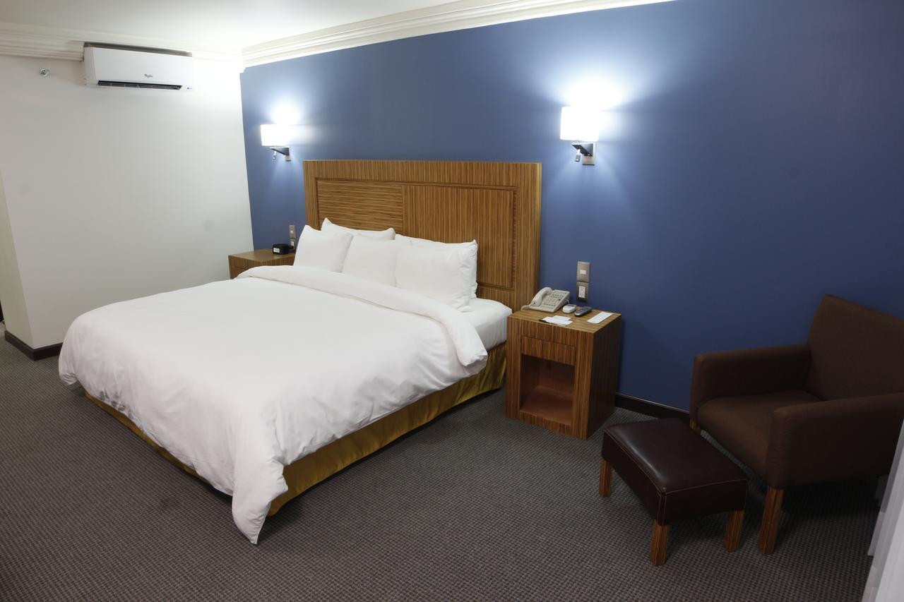 Radisson Hotel & Convention Center Toluca Zewnętrze zdjęcie